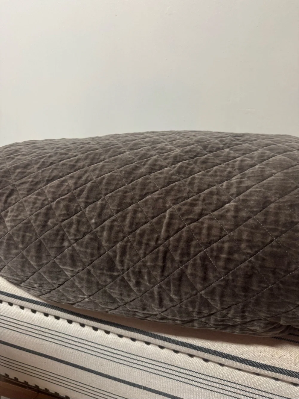 Organic Velvet Diamond Quilt - Charcoal gray full/ Queen comforter